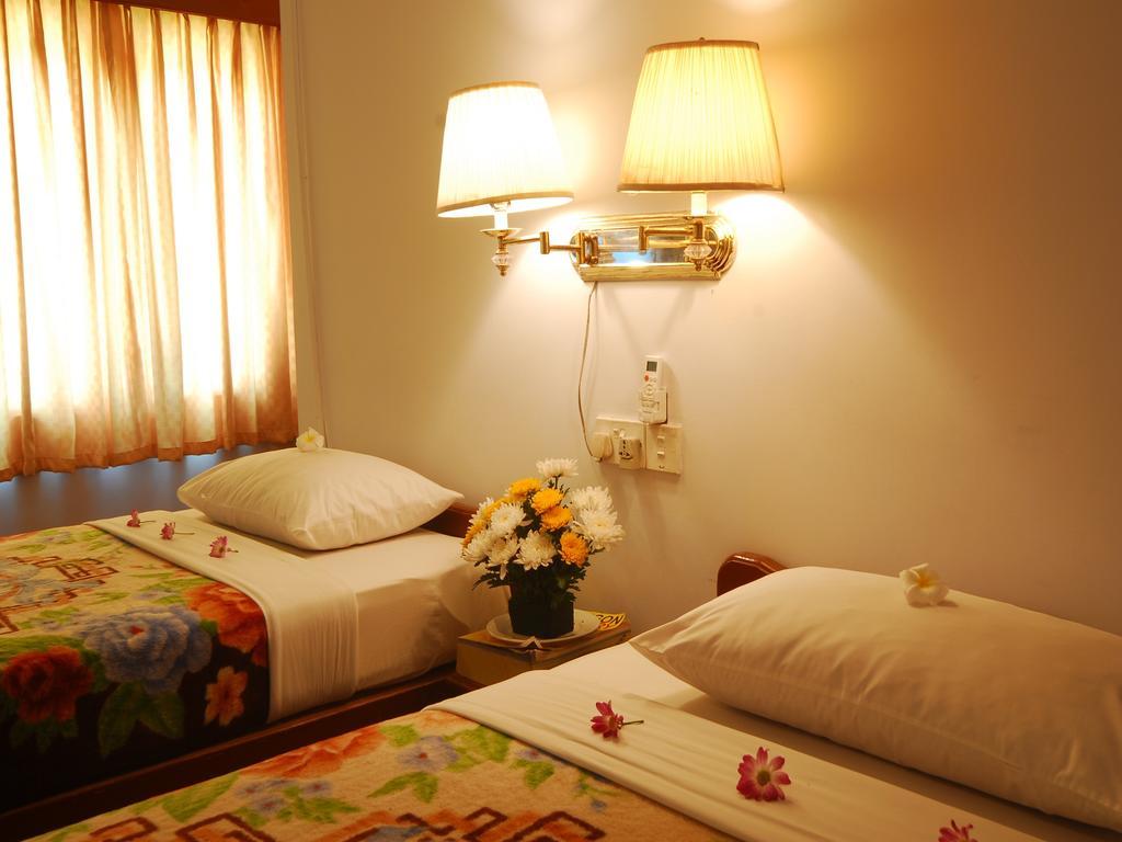 Hotel Amazing Kaytu Taungoo Buitenkant foto
